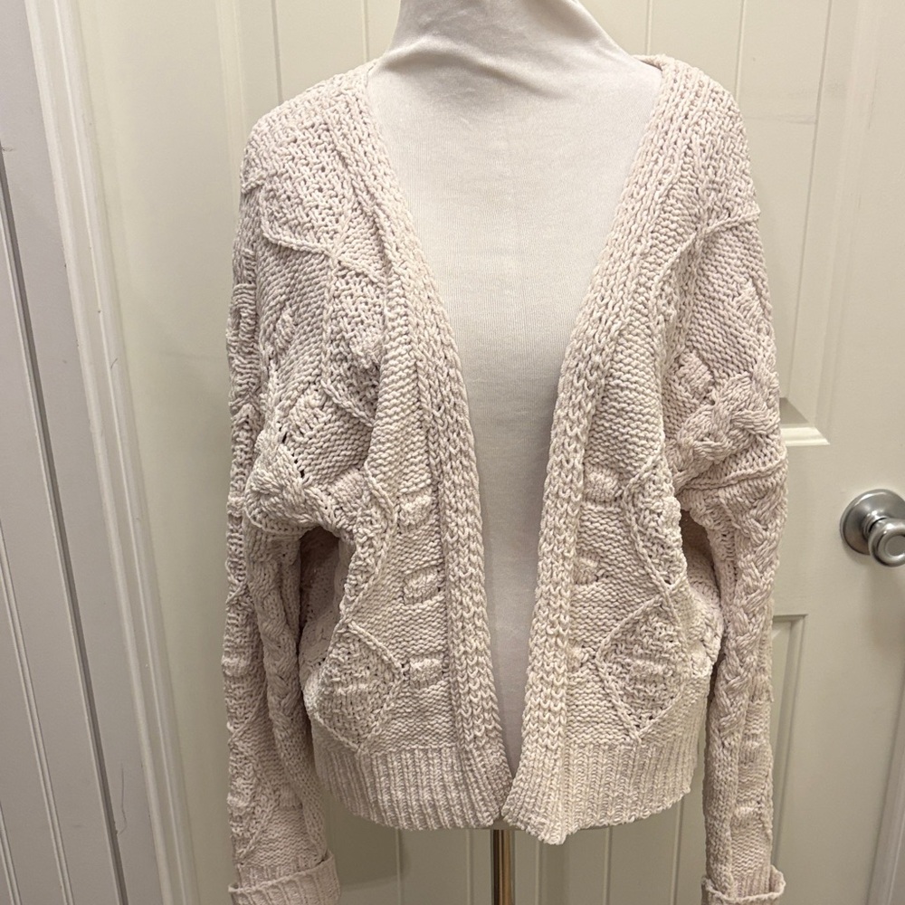 Jessica Simpson Cream Textured Cardigan
